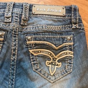 Lightly worn Rock Revival jeans!
